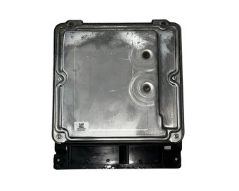 Řídící jednotka motoru CDGA 03C906021 VW Passat B6 r.v. 2010 - 2