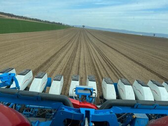 přesný secí stroj Monosem NG+ME 12x45cm / 8 x75cm - 2