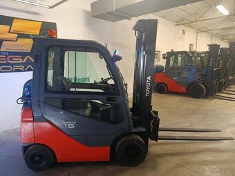 Čelni vysokozdvižný vozík Toyota 02-8FGF15 - 2