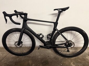 Silnicni karbonove kolo model 2026 velikost 58 - 2