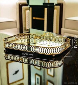 Zlatý zrcadlový tác - 2