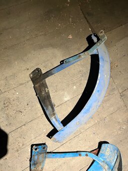 Přední blatníky Zetor 3011 - 2