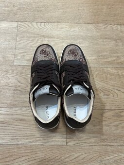 kožené tenisky Guess Ancona 4G - 2