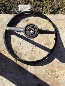 Volant Tatra 603 - 2