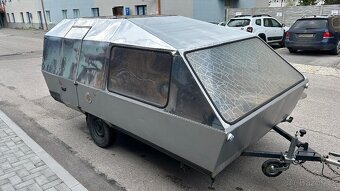 Karavan wenzel - ponorka - 2
