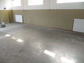 Pronajem skladu- garáže 55m2 v Jablonci nad Nisou, vyska str - 2
