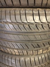 Pneu Michelin 245/40/17 - 2