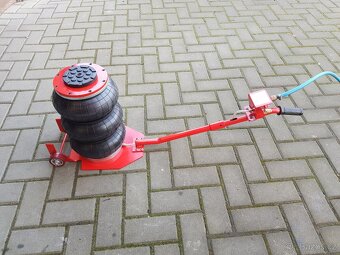 Nový pneumatický zvedák 3,5t - 2