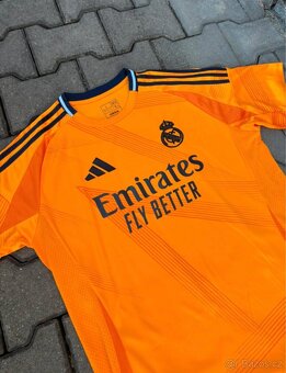 Real Madrid třetí dres 2024/2025 - 2