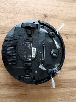 Robotický vysavač Sencor SRV 1000SL
- 2