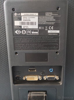 Monitor LG 22" - 2