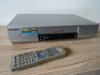 Špičkový videorekordér PANASONIC NV-HV61, 6 hlav,Hifi Stereo - 2