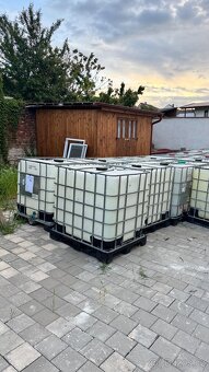 Nádrž IBC 1000 l - 2