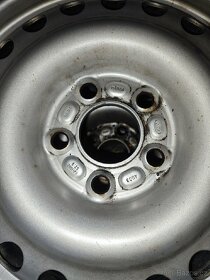 Kola na Ford Transit R15 - 2