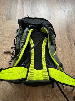 Turistický batoh 38l - 2