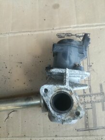Peugeot Citroen 1.6 HDi 80kw 16V - EGR Ventil 9HZ 9HX - 2