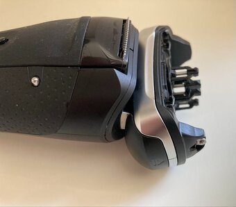 Braun Series 9 Pro elektrický holicí strojek - 2