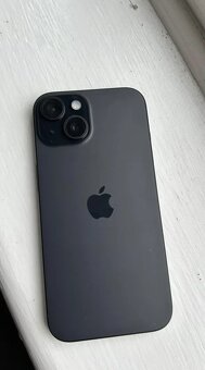 Apple iPhone 15 black, ZÁRUKA 1,5 roku, jako nový - 2