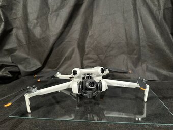 DJI Mini 4 Pro Fly More Combo + DJI CARE - 2