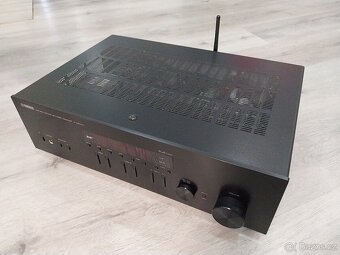 MusicCast Yamaha R-N303D STEREO RECEIVER - 2