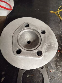 Prodám hlavu Jawa 250/353 Kývačka první typ, Jawa 250 Pérák - 2