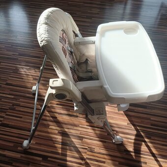 Dětská jídelní židlička - 2