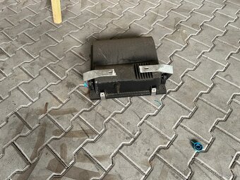 Prodám venkovní průmyslová světla PHILIPS (IP65) - 2