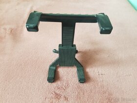 Držák na televizi nebo tablet - 2