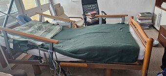 Polohovací postel - 2