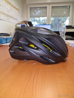 Cyklistická přilba Specialized Echelon II Black L - 2