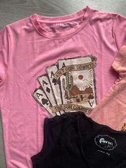 Krásné trika Shein,Gang velikost 38/M - 2