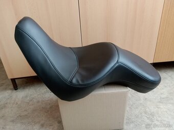 Harley Davidson Softail Custom - 2