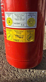 Hasící přístroj práškový - 2