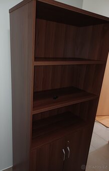 Skříň policová 2-dveřová - 2