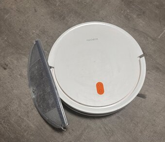 Robotický vysavač Xiaomi Robot Vacuum E5 - 2