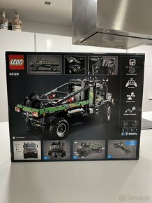 Lego 42129 - Mercedes Benz Truck - 2