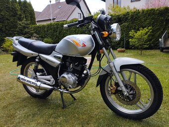 Yuki 125 SPORT - 2
