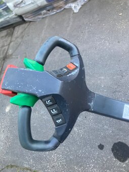 Elektricky paletový vozík Jungereich EJE-R20 + nabíječka - 2