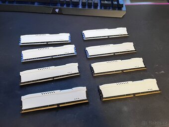 8x 8GB RAM DDR4 2400 Mhz - HX424C15FW2/8 - 2