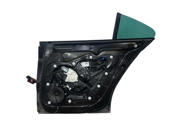 Pravé zadní dveře hnědá metalíza LC8Z VW Passat CC r.v. 2011 - 2