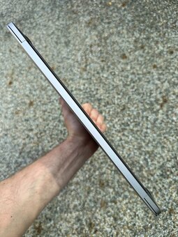 MacBook PRO 13, 500GB, 16GB, i7 touchbar - 2