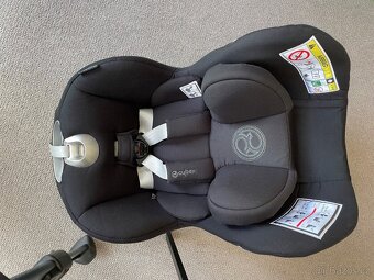 Cybex Z i-size + Isofix zakladna Z (otocni) - 2