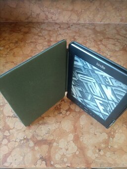 Čtečka Kindle 4 - 2