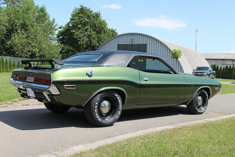 1970 Dodge Challenger R/T SE 383 V8, manuál - 2