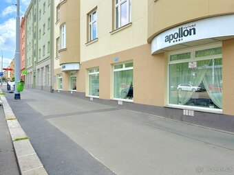 Komerční prostor 195 m² v přízemí Rezidence Apollon, Praha 3 - 2