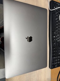 Prodám MacBook Pro 16, 2019, i9, 32 GB RAM - 2