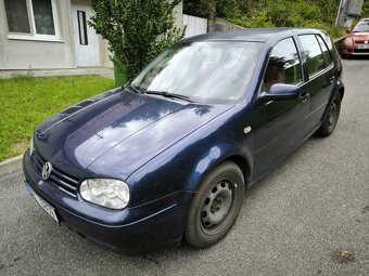 Volkswagen Golf - 2
