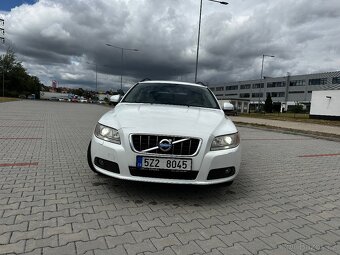 Volvo V70 2.4d 129Kw - 2
