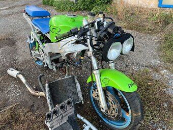 Kawasaki ZXR 750 H na díly - 2