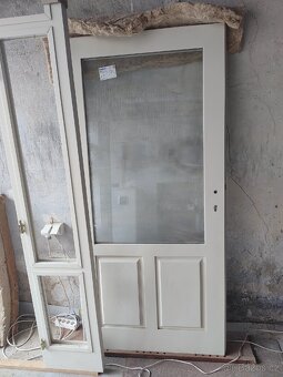 Vstupní dveře borovice masiv - 2